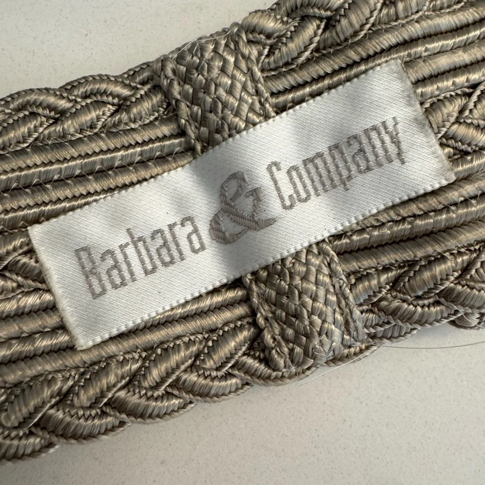Barbara & Company braiding style